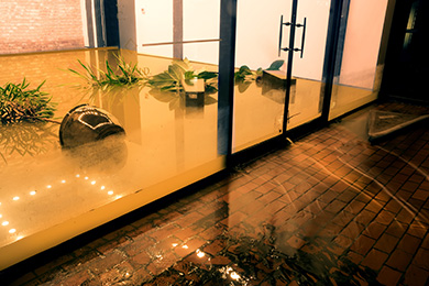 Water damage mitigation for businesses